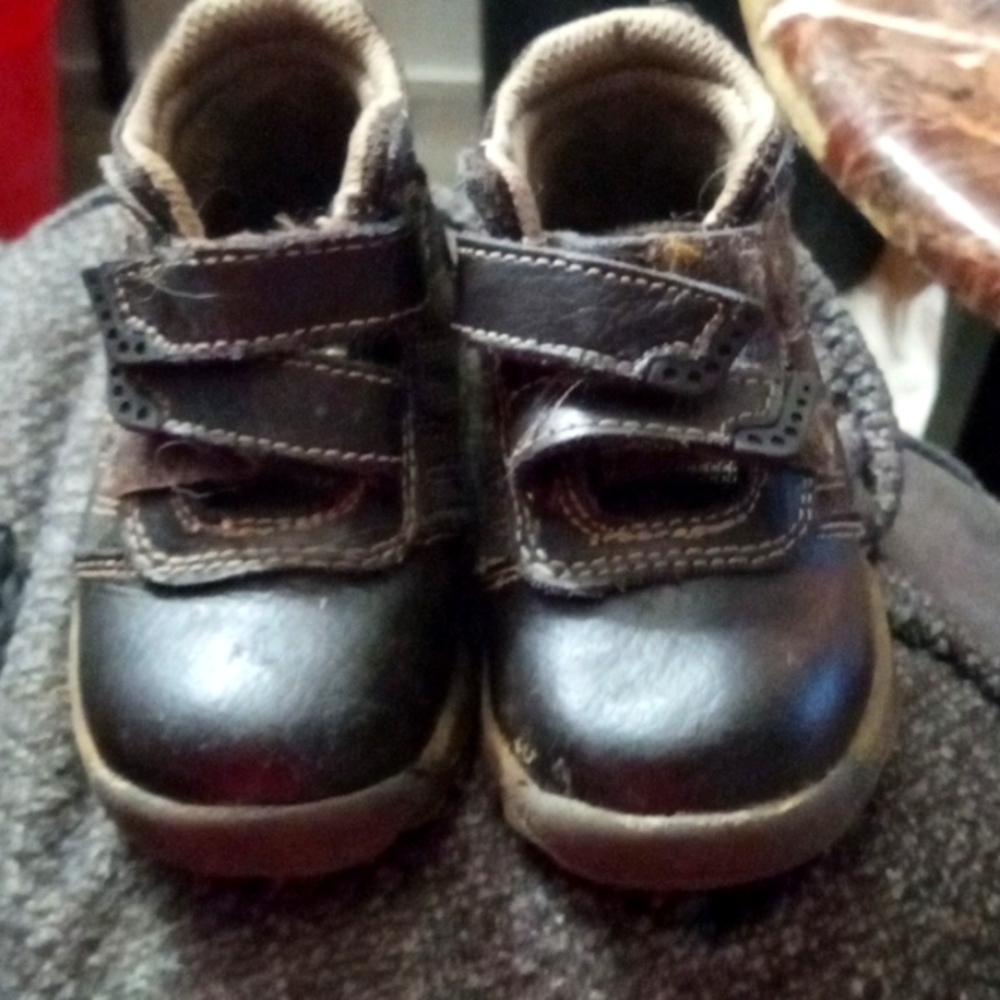 Kids shoes